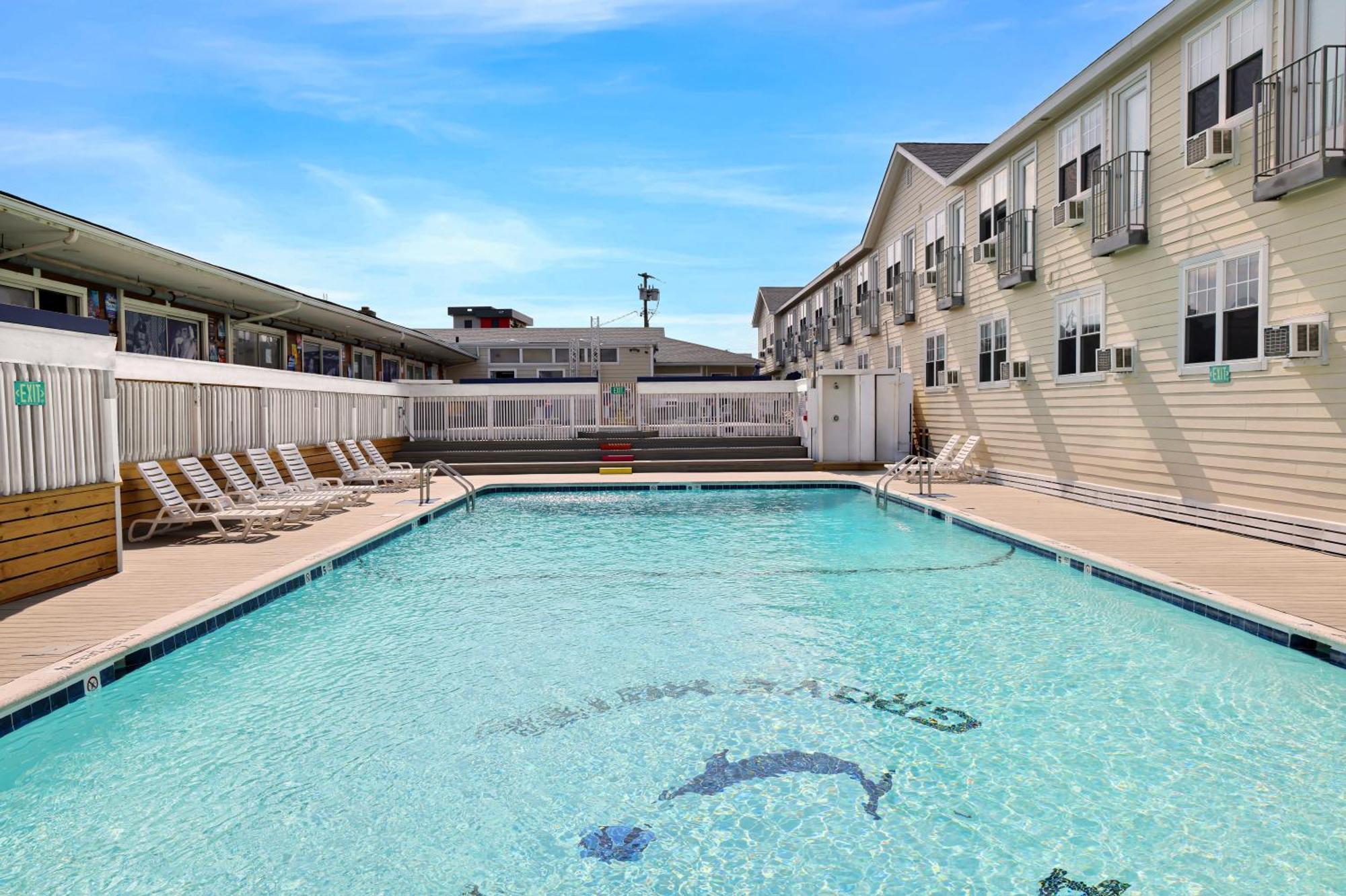 Grove Hotel Cherry Grove Экстерьер фото